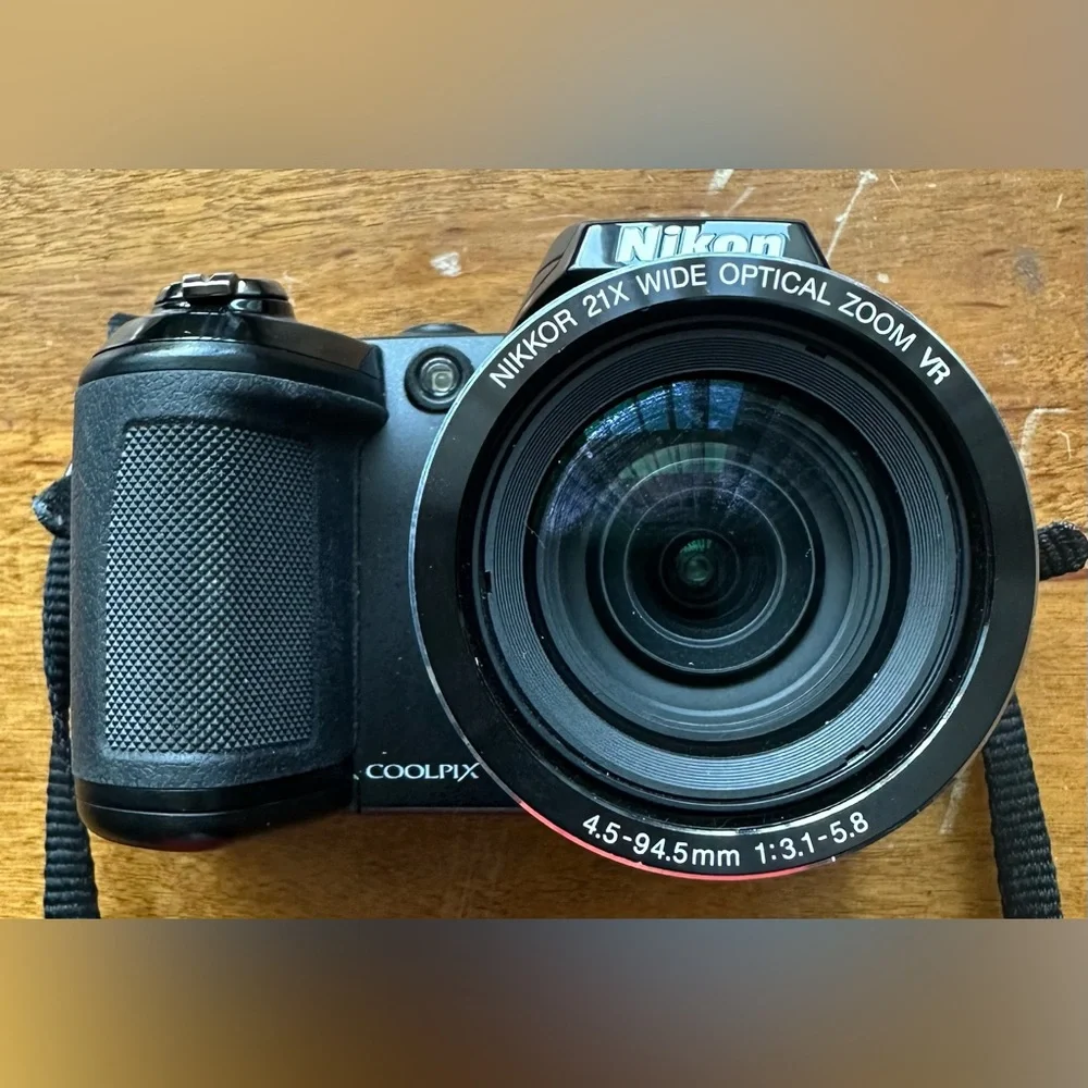 Nikon Coolpix L120 14.1MP 21x Wide Optical Zoom 921 K-Dot LCD Digital Camera